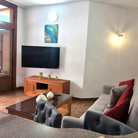 Cozy Izan Drago In Icod De Vinos * Icod De Los Vinos