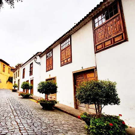 Cozy Izan Drago In Icod De Vinos Apartament
