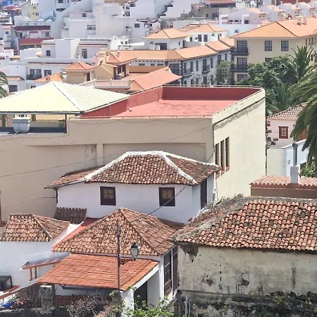 Cozy Izan Drago In Icod De Vinos Apartament