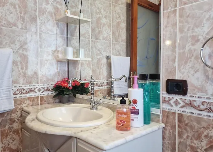 Cozy Izan Drago In Icod De Vinos *